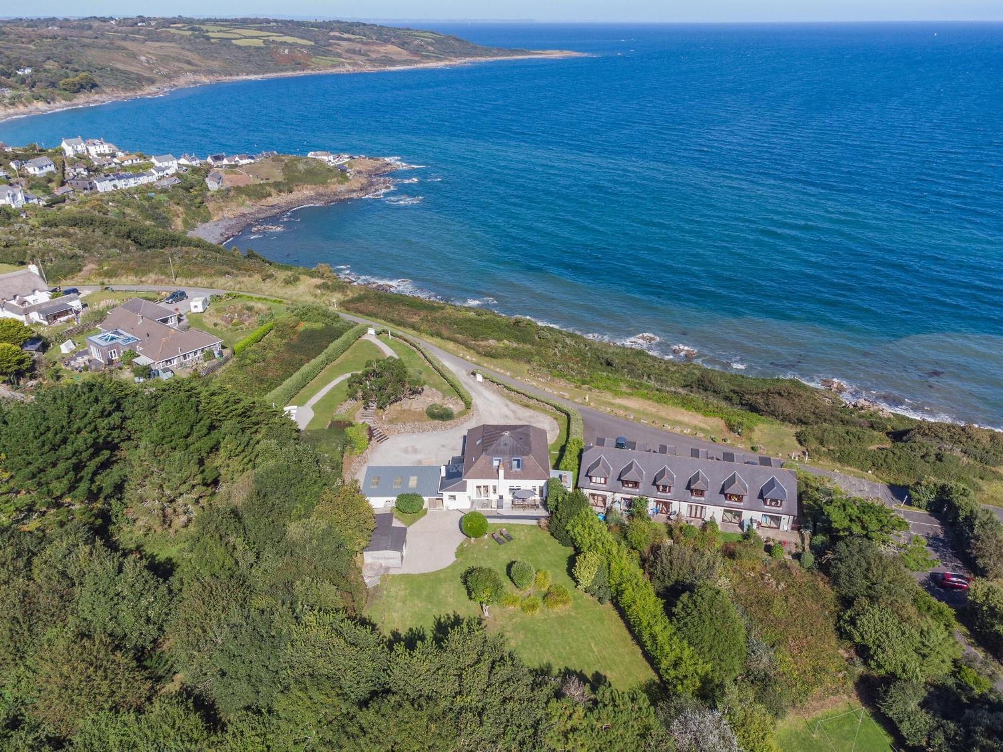 Tregarrek Villa Coverack Exterior photo